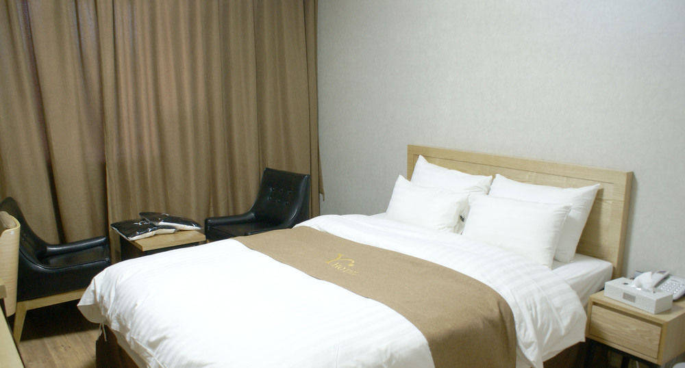 Y Ocean Hotel Yeosu Eksteriør bilde