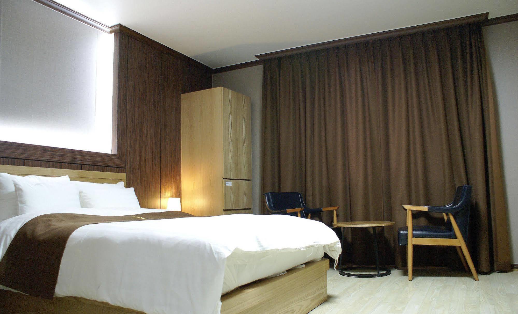 Y Ocean Hotel Yeosu Eksteriør bilde