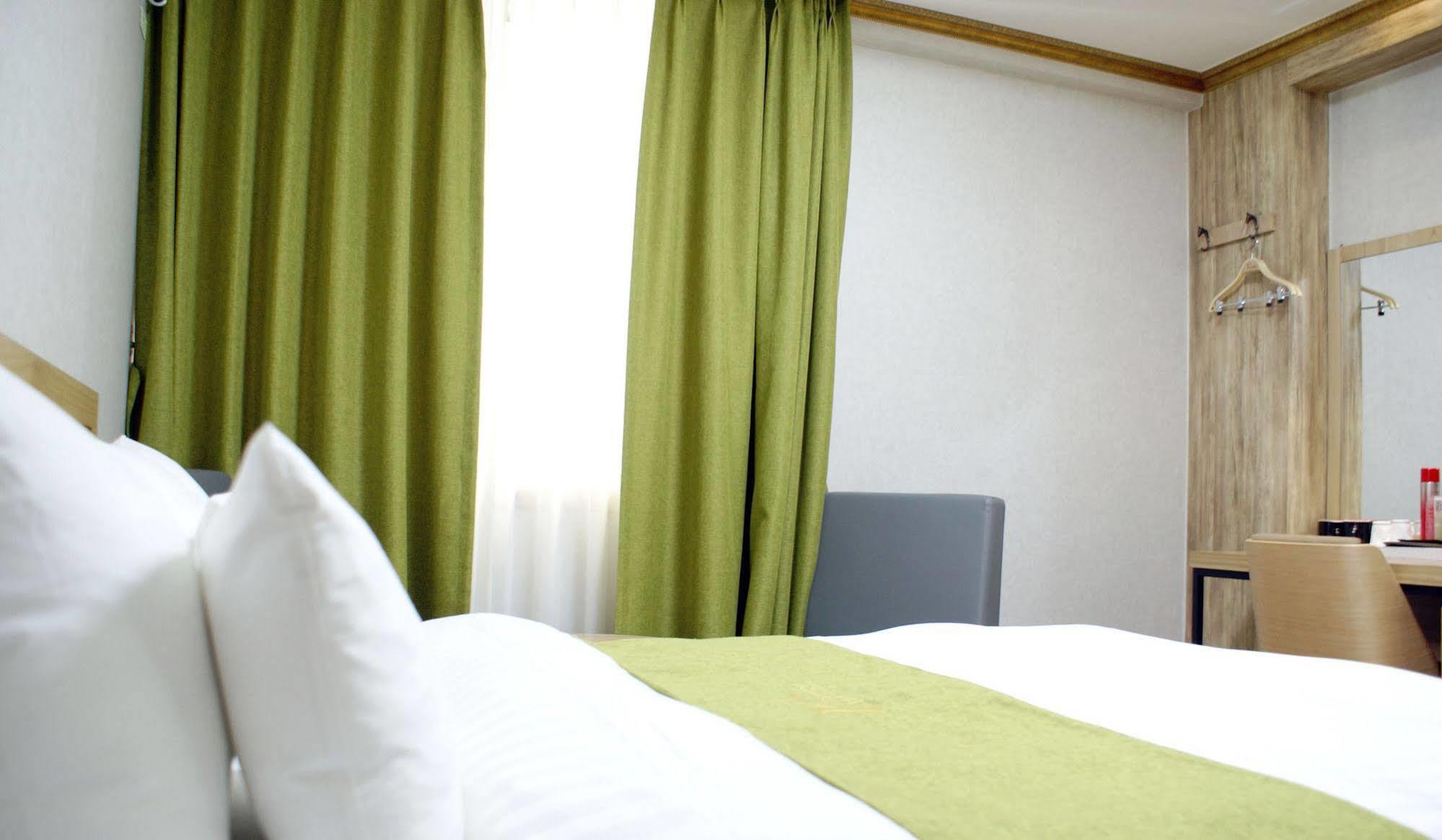 Y Ocean Hotel Yeosu Eksteriør bilde